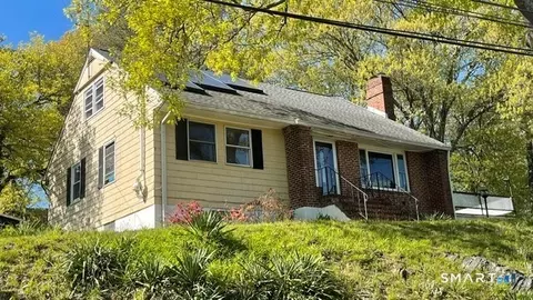 310 Douglas St, Bridgeport, CT 06606