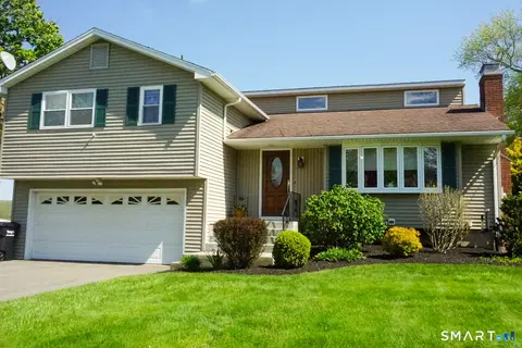 150 Tulip Dr, Meriden, CT 06450