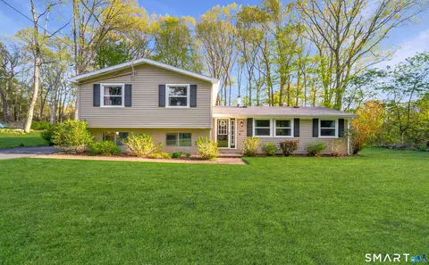 360 W Shepard Ave, Hamden, CT 06514