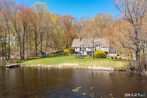 106 Hunt Rd, Columbia, CT 06237