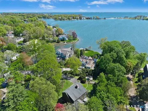 8 Seagate Rd, Darien, CT 06820