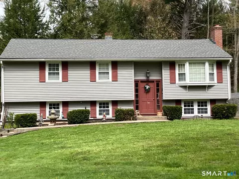 36 Fern Hollow Dr, Granby, CT 06035