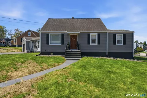 119 Celia Dr, Waterbury, CT 06705