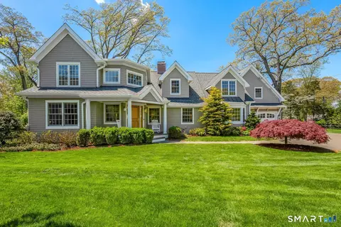 18 Phillips Ln, Darien, CT 06820