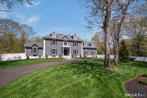 9 Sunset Ridge Dr, Guilford, CT 06437