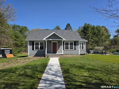 61 Main St, Voluntown, CT 06384