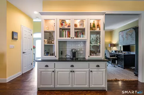 Kitchen - 170 Devonshire Ln, Madison, CT 06443 photo 5 of 5