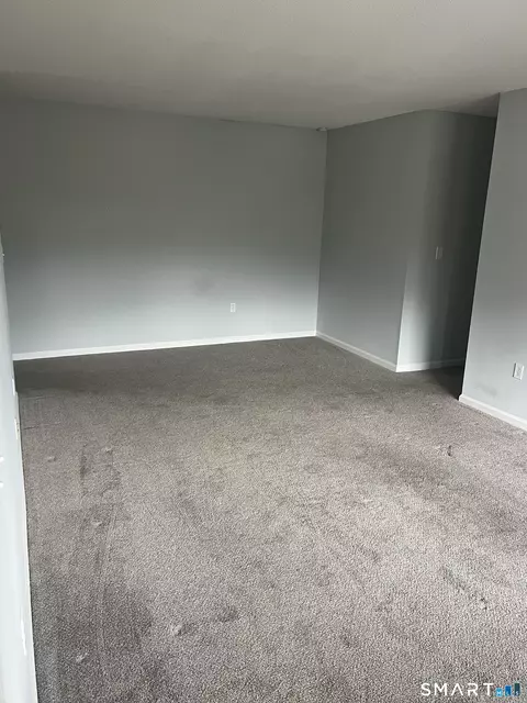 Living - 365 Mather St #130, Hamden, CT 06514 photo 1 of 3