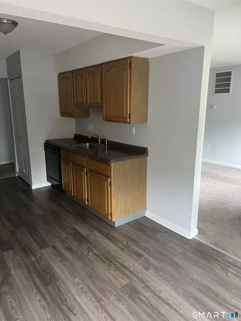 Kitchen - 365 Mather St #130, Hamden, CT 06514 photo 2 of 3