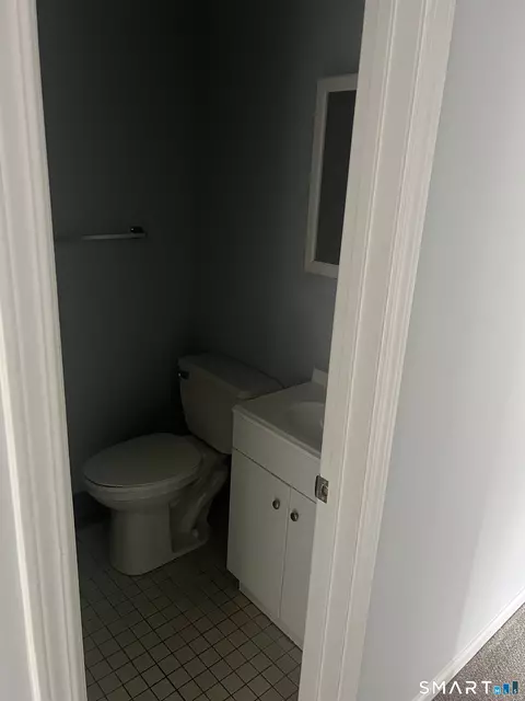 Bath - 365 Mather St #130, Hamden, CT 06514 photo 1 of 3