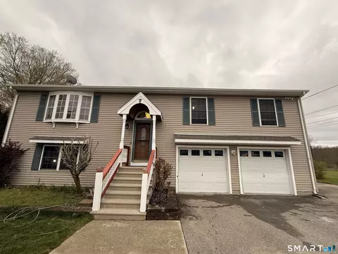 26 Tourtellotte Rd, Putnam, CT 06260