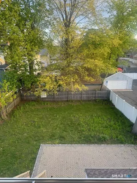 Exterior - 237 Elm St, West Haven, CT 06516 photo 3 of 5