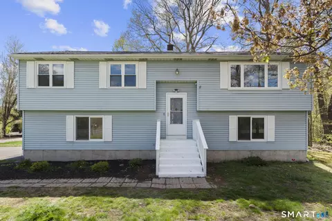 1084 Meriden Ave, Southington, CT 06489