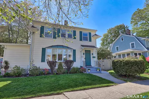 1479 Laurel Ave, Bridgeport, CT 06604