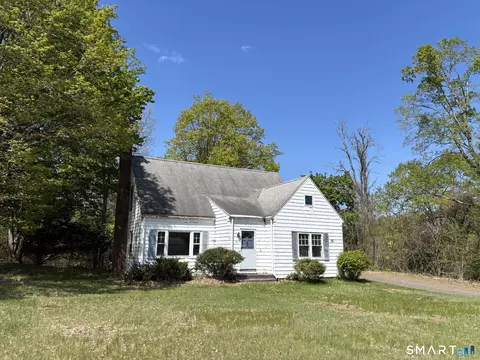 18 Norton Rd, Broad Brook, CT 06016