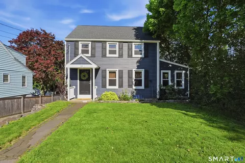 19 Draper Ave, Meriden, CT 06450