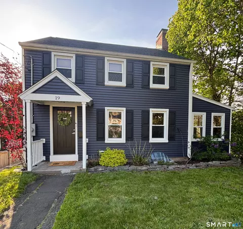 19 Draper Ave, Meriden, CT 06450