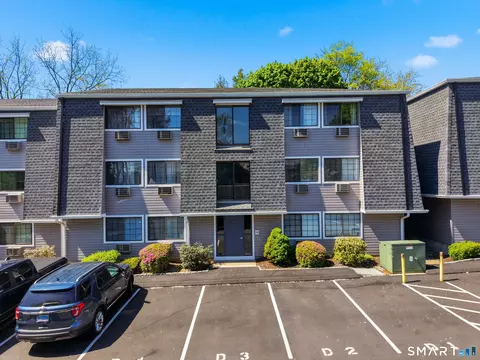 187 Flax Hill Rd #D1, Norwalk, CT 06854