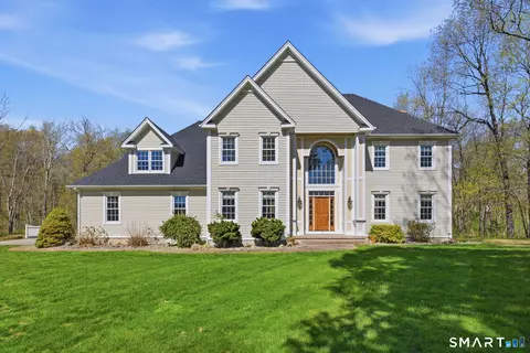 14 Joshua Ln, Coventry, CT 06238