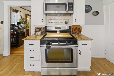 Kitchen - 107 Broad St, Killingly, CT 06241 photo 4 of 4