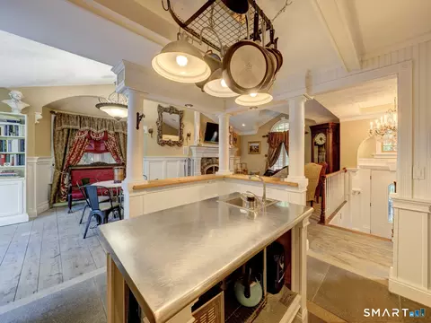 Kitchen - 20 Hampton Trl, Wallingford, CT 06492 photo 3 of 4
