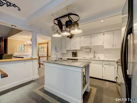 Kitchen - 20 Hampton Trl, Wallingford, CT 06492 photo 1 of 4