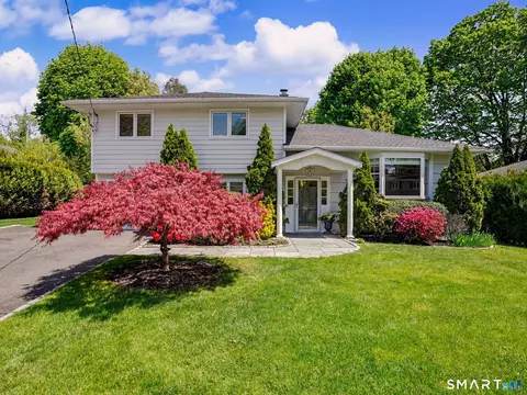 44 Sniffen Rd, Westport, CT 06880