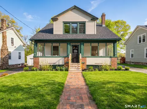 10 Goldberg Ave, Norwich, CT 06360