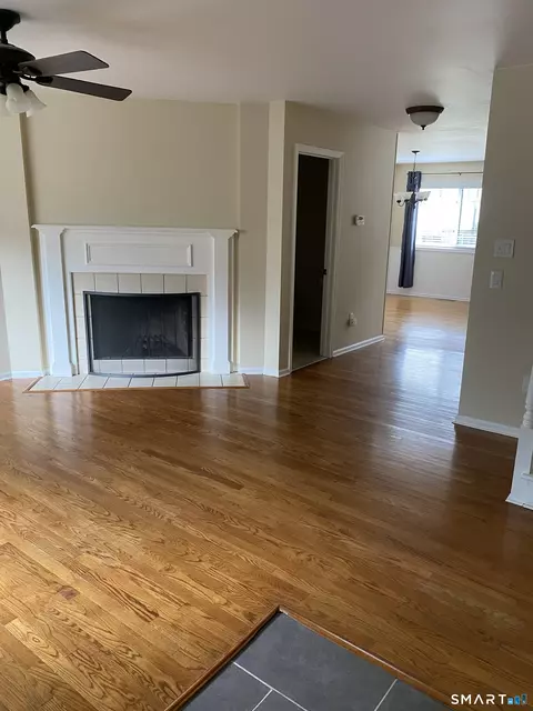 27 Crows Nest Ln #14B, Danbury, CT 06810