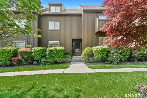 Exterior - 455 Hope St #1C, Stamford, CT 06906 photo 1 of 4