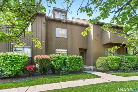 Exterior - 455 Hope St #1C, Stamford, CT 06906 photo 3 of 4