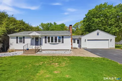 25 Hilltop Dr, Portland, CT 06480