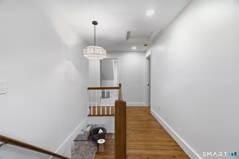 Entry Way - 136 Goose Hill Rd, Chester, CT 06412 photo 5 of 6