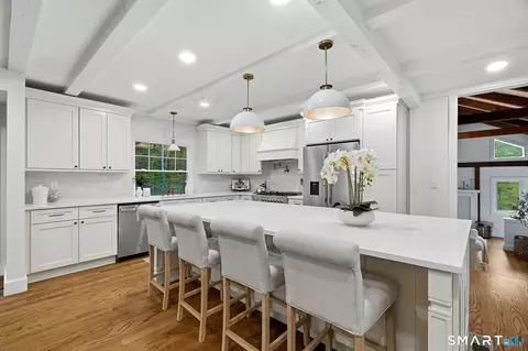 Kitchen - 136 Goose Hill Rd, Chester, CT 06412 photo 2 of 3