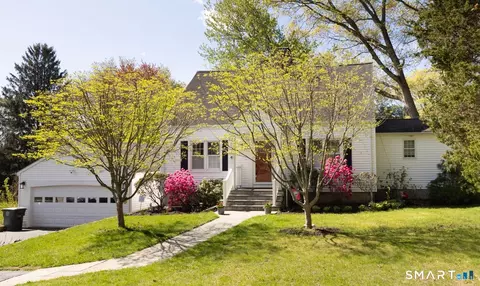 300 Ford St, Milford, CT 06461