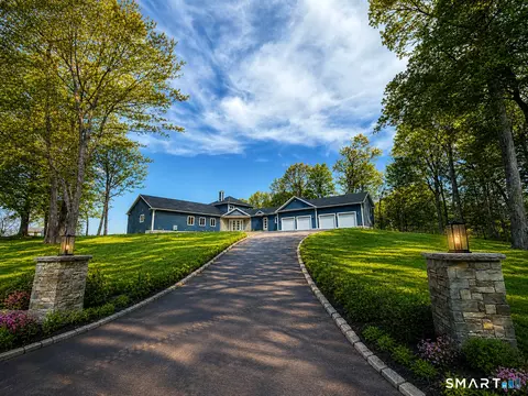 62 Pinnacle Rd, Farmington, CT 06032