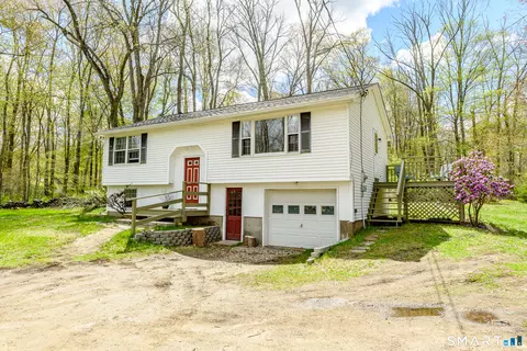 Exterior - 63 Estabrooks Rd, Hampton, CT 06247 photo 7 of 9