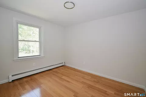 Bedroom - 24 Valley View Dr, Windsor, CT 06095 photo 7 of 8