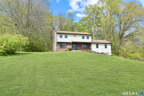 Exterior - 24 Valley View Dr, Windsor, CT 06095 photo 2 of 6