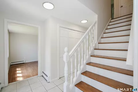 Entry Way - 24 Valley View Dr, Windsor, CT 06095 photo 5 of 6