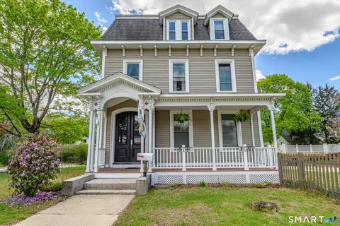 69 Winter St, Killingly, CT 06239