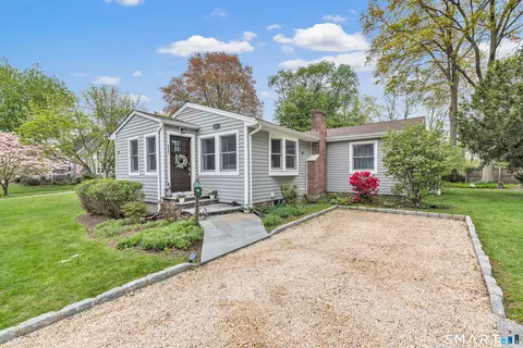 237 Freeman Ave, Stratford, CT 06614