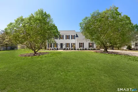 276 Flintlock Rd, Southport, CT 06890
