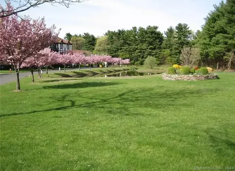 Exterior - 365 Mather St #27, Hamden, CT 06514 photo 3 of 6