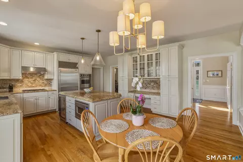Kitchen - 7 Timber Ln, Guilford, CT 06437 photo 2 of 2