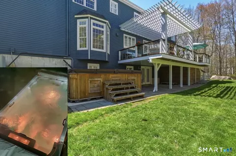 Exterior - 7 Timber Ln, Guilford, CT 06437 photo 7 of 10