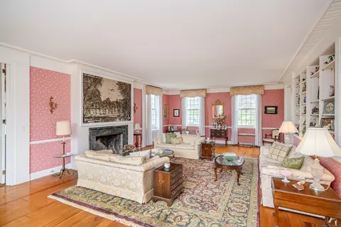 Living - 49 Great Ring Rd, Sandy Hook, CT 06482 photo 2 of 5