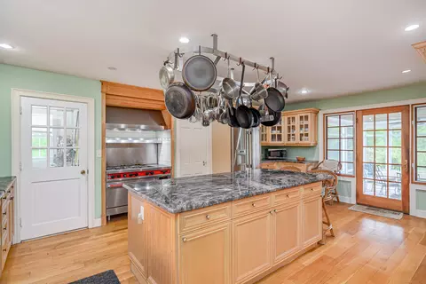 Kitchen - 49 Great Ring Rd, Sandy Hook, CT 06482 photo 2 of 2