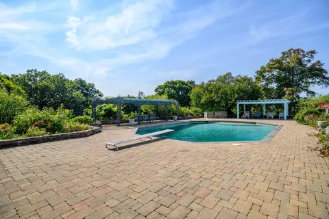 Exterior - 49 Great Ring Rd, Sandy Hook, CT 06482 photo 6 of 6