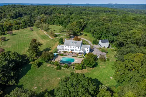 View/Area - 49 Great Ring Rd, Sandy Hook, CT 06482 photo 3 of 3